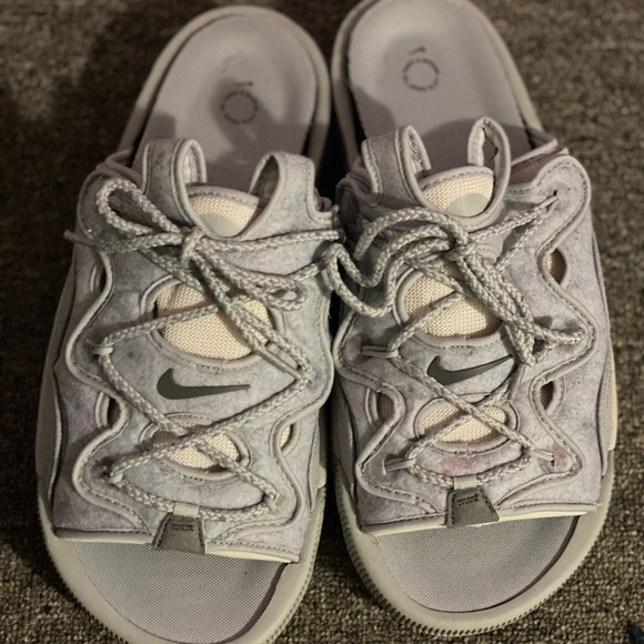 Offline Nike slides size 13 - Picture 2 of 2